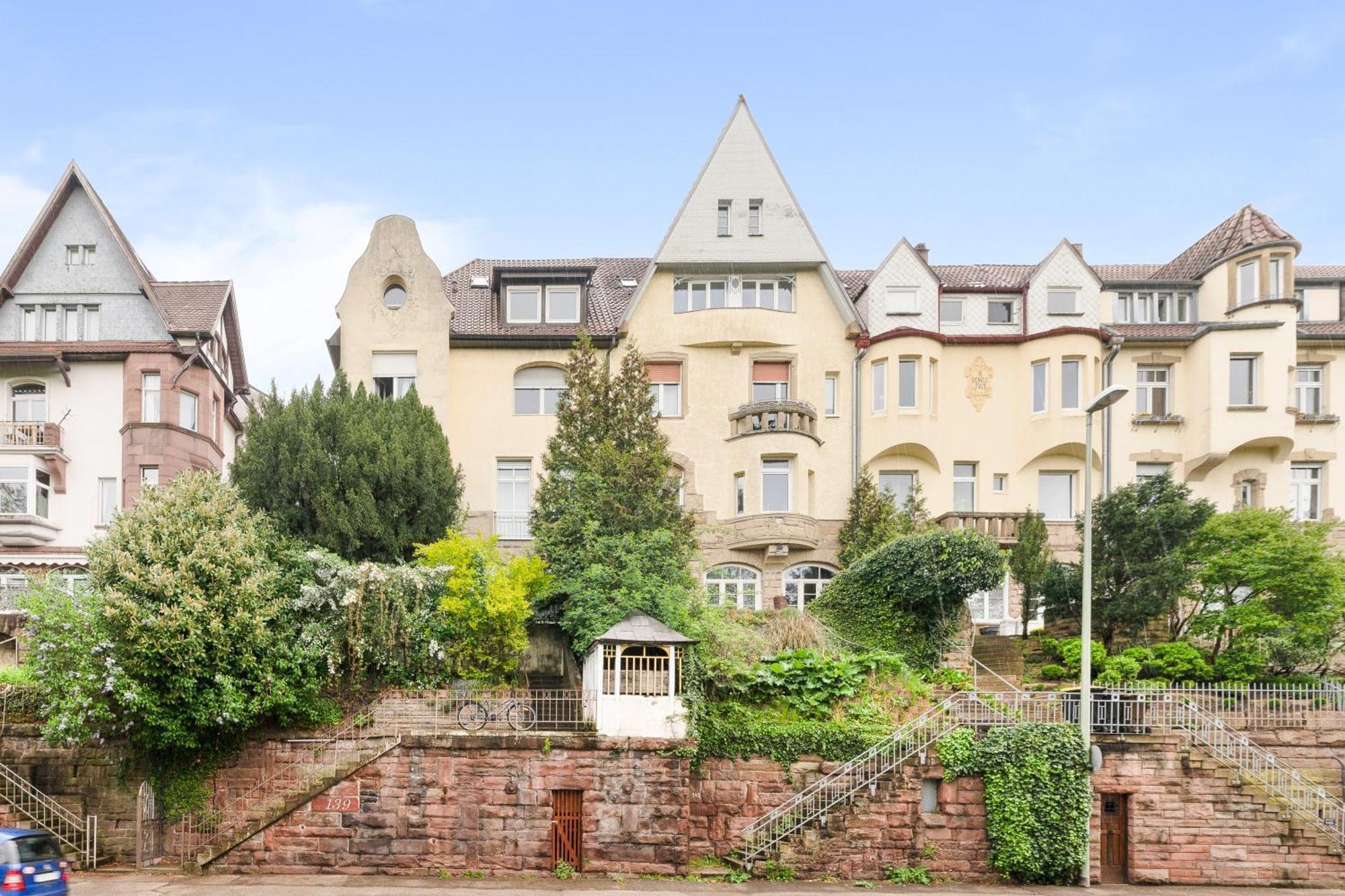 Kingsize Bett, Terrasse, Netflix, Zwei * Pforzheim